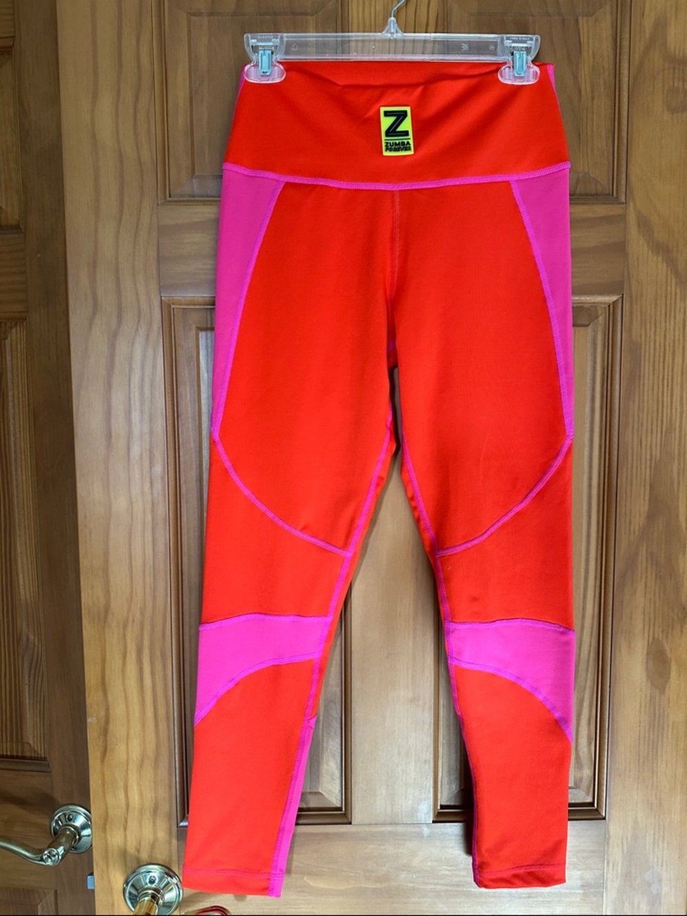 Zumba Fitness women’s hot orange & hot Pink Leggings like new